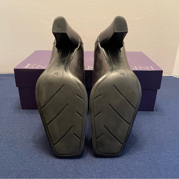Enzo Angiolini black leather high heeled pump. Size 6. - Picture 6 of 10